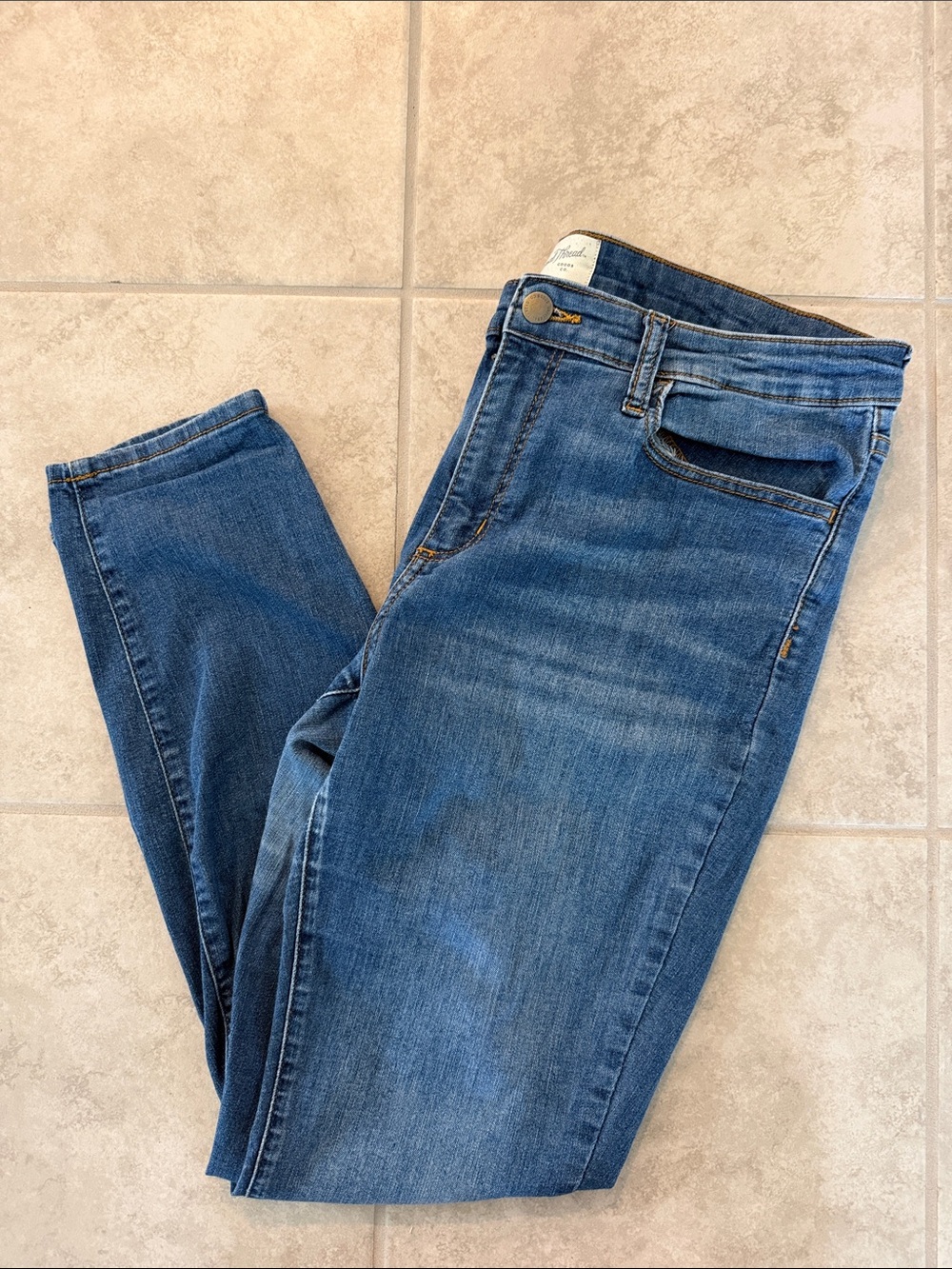 Universal Thread Mid Rise Skinny Blue Denim Jeans